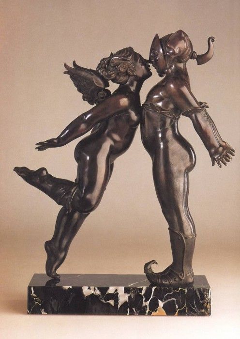 kb Parkes Michael Sculpture Kissing. , 