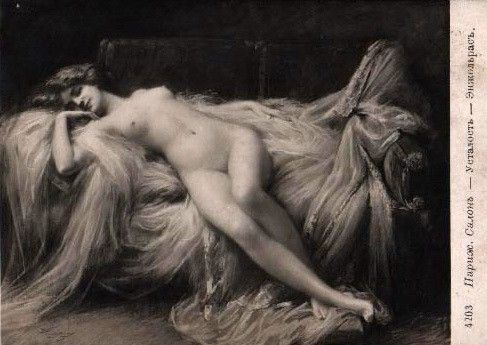 Nude Belle Lady On Divan. Enjolras, Delphin